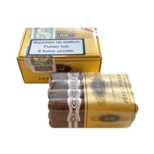 José L. Piedra Petit Cazadores25’s FREESHOP